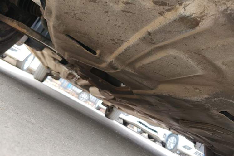 Used Baojun 310W 2017 1.5L Manual Comfort Version China V Chassis Front Right