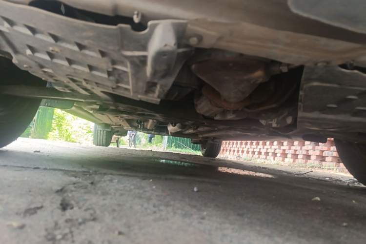 Used Baojun 310W 2017 1.5L Manual Comfort Version China VI Emission Standard Chassis Front Right