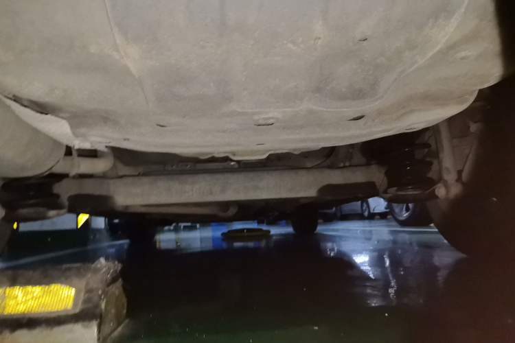 Used Baojun 310W 2017 1.5L Manual Fashion Model China V Chassis Rear
