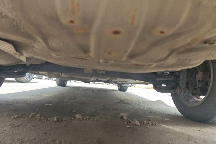 Used Baojun 310W 2017 1.5L Manual Fashion Model China V Chassis Rear