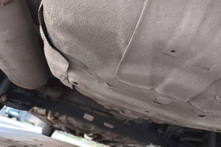 Used Baojun 310W 2017 1.5L Manual Comfort Version China VI Emission Standard Chassis Rear