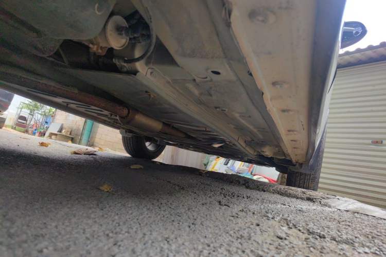 Used Baojun 310W 2017 1.5L Manual Fashion Model China V Chassis Rear Right