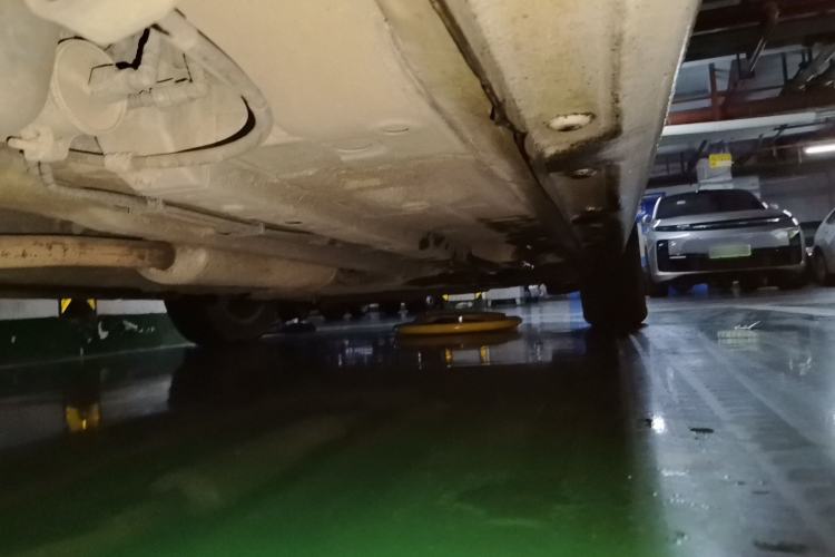 Used Baojun 310W 2017 1.5L Manual Fashion Model China V Chassis Rear Right