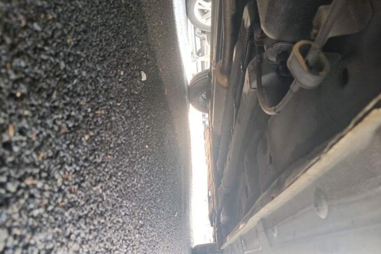 Used Baojun 310W 2017 1.5L Manual Comfort Version China VI Emission Standard Chassis Rear Right
