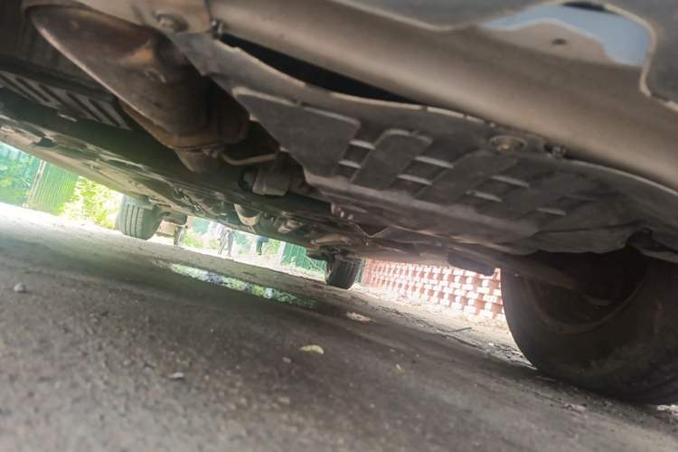 Used Baojun 310W 2017 1.5L Manual Comfort Version China VI Emission Standard Chassis Rear Right
