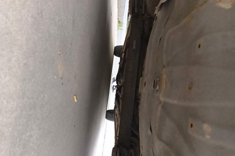 Used Baojun 310W 2017 1.5L Manual Fashion Model China V Chassis Rear