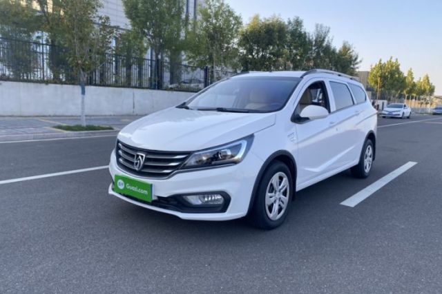 Used Baojun 310W 2017 1.5L Manual Comfort Version China VI Emission Standard