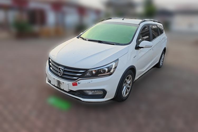 Used Baojun 310W 2017 1.5L Manual Fashion Model China V Guazi used car, China used car export, Used car for sale, Used cars, Cheapest cars for sale