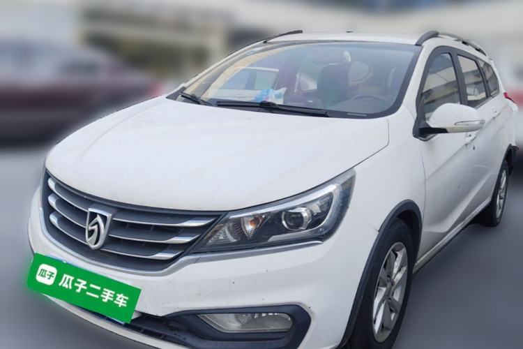 Used Baojun 310W 2017 1.5L Manual Fashion Model China V Guazi used car, China used car export, Used car for sale, Used  cars, Cheapest cars for sale
