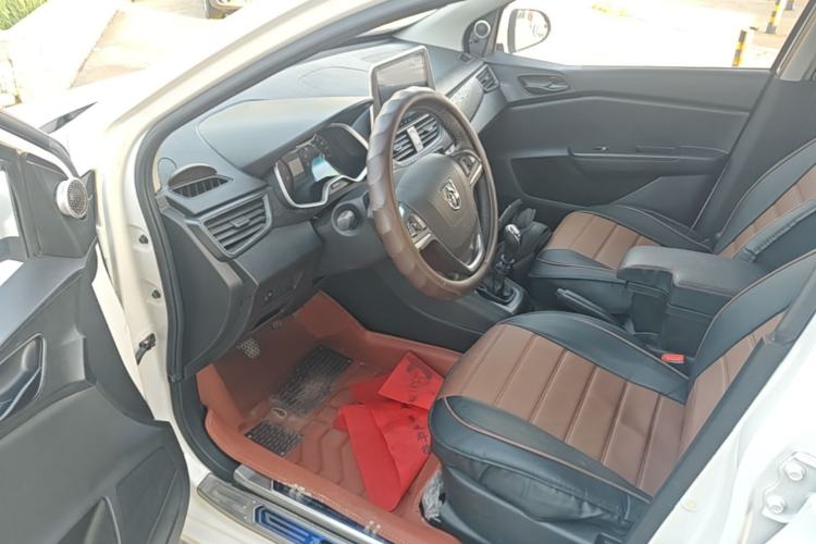 Used Baojun 310W 2017 1.2L Manual Value Edition China V Driver Seat