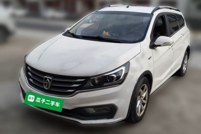 Used Baojun 310W 2017 1.5L Manual Fashion Model China V