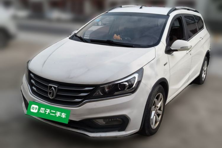 Used Baojun 310W 2017 1.5L Manual Fashion Model China V Guazi used car, China used car export, Used car for sale, Used  cars, Cheapest cars for sale