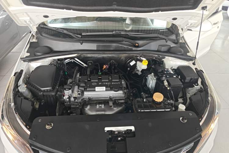 Used Baojun 310W 2017 1.5L Manual Comfort Version China V Engine Bay