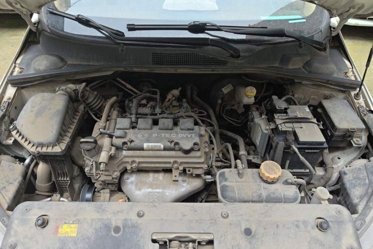 Used Baojun 310W 2017 1.5L Manual Fashion Model China V Engine Bay