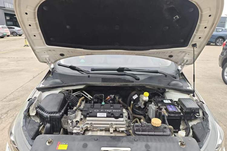 Used Baojun 310W 2017 1.5L Manual Comfort Version China V Engine Bay