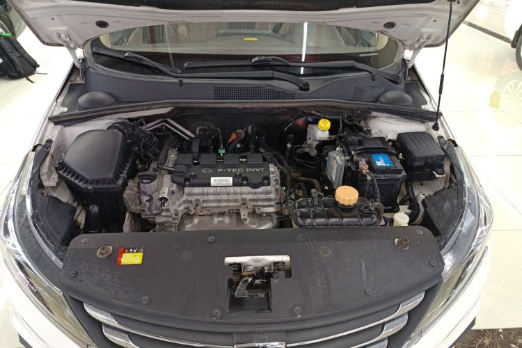 Used Baojun 310W 2017 1.5L Manual Comfort Version China V Engine Bay