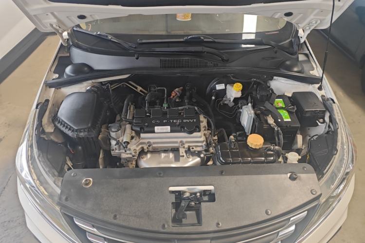 Used Baojun 310W 2017 1.5L Manual Fashion Model China V Engine Bay