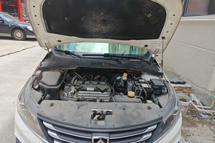 Used Baojun 310W 2017 1.5L Manual Comfort Version China V Engine Bay