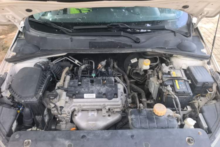Used Baojun 310W 2017 1.5L Manual Comfort Version China V Engine Bay