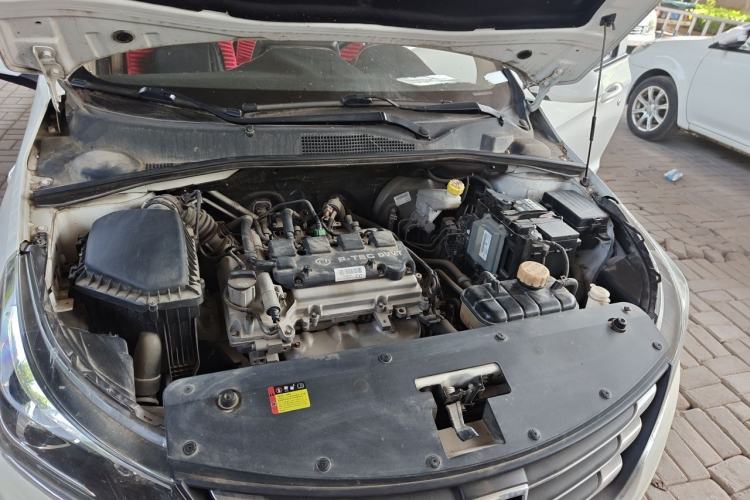 Used Baojun 310W 2017 1.5L Manual Comfort Version China VI Emission Standard Engine Bay