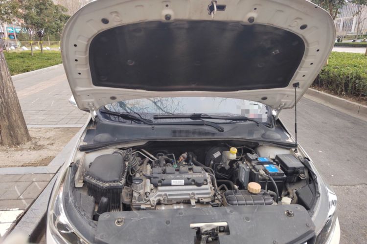Used Baojun 310W 2017 1.5L Manual Fashion Model China V Engine Bay