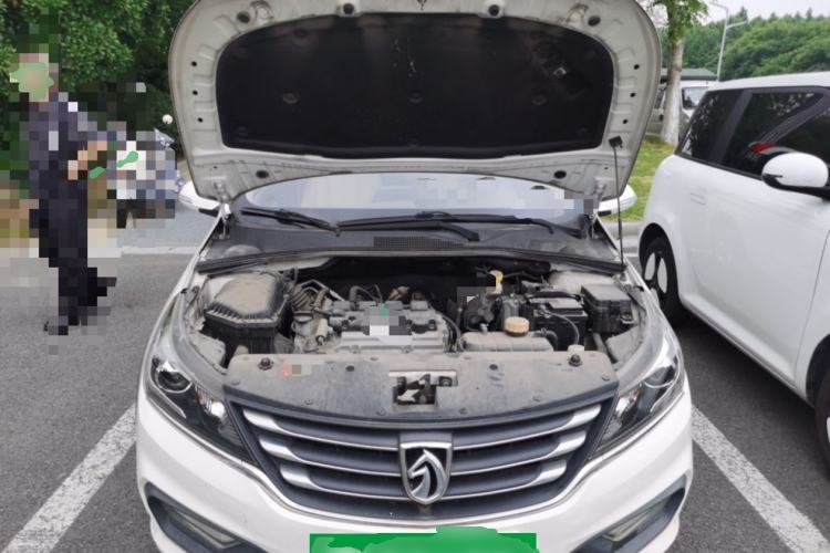 Used Baojun 310W 2017 1.5L Manual Fashion Model China V Engine Bay