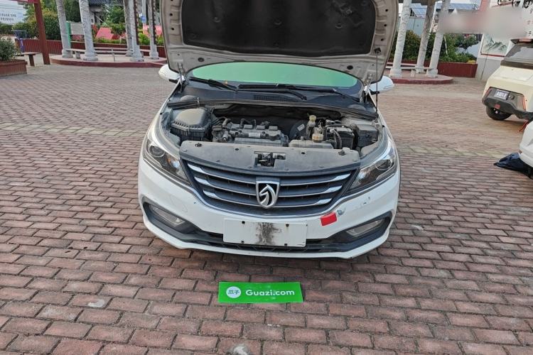 Used Baojun 310W 2017 1.5L Manual Fashion Model China V Engine Bay