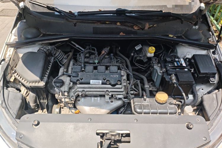 Used Baojun 310W 2017 1.5L Manual Fashion Model China V Engine Bay