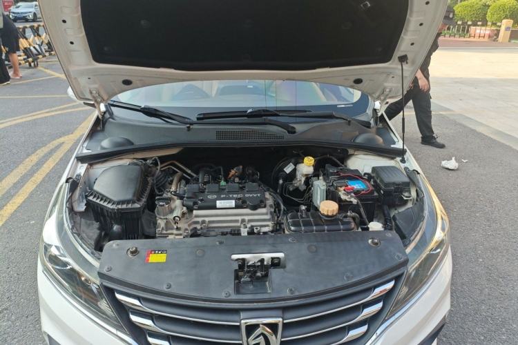 Used Baojun 310W 2017 1.5L Manual Fashion Model China V Engine Bay
