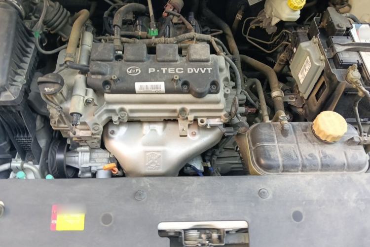 Used Baojun 310W 2017 1.5L Manual Fashion Model China V Engine Bay