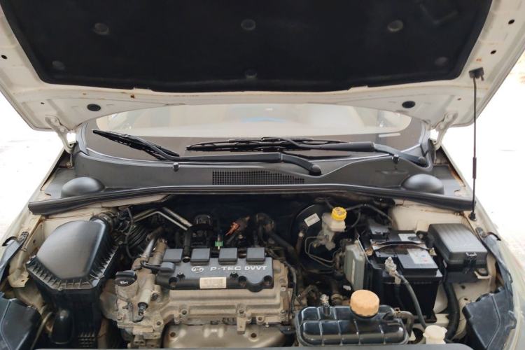 Used Baojun 310W 2017 1.5L Manual Fashion Model China V Engine Bay