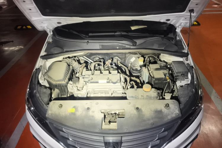 Used Baojun 310W 2017 1.5L Manual Comfort Version China V Engine Bay