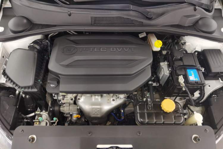 Used Baojun 310W 2017 1.5L Manual Luxury Edition China V Engine Bay