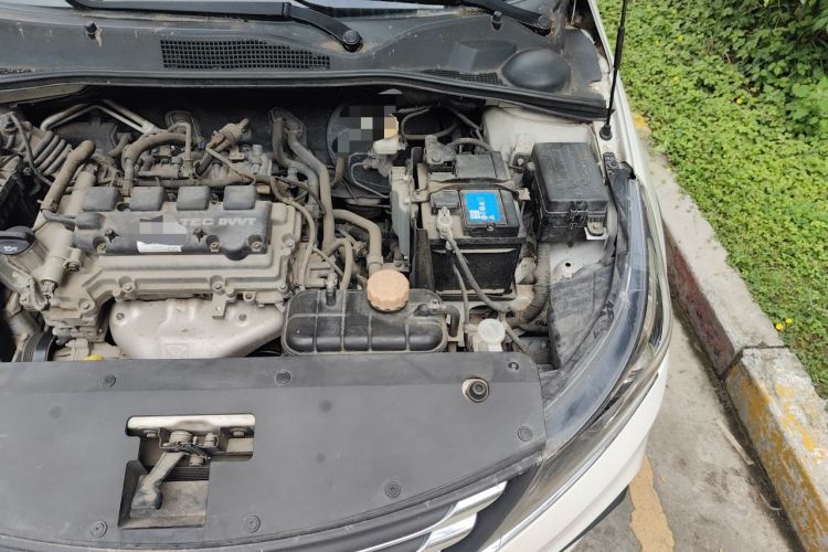 Used Baojun 310W 2017 1.5L Manual Luxury Edition China V Engine Bay Left