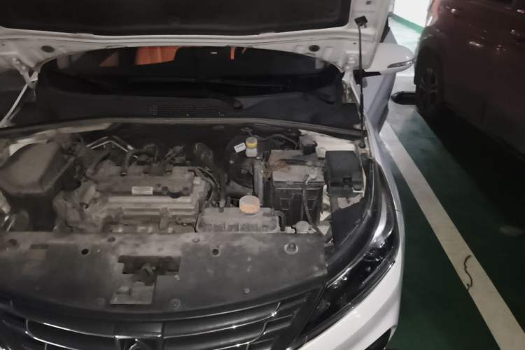 Used Baojun 310W 2017 1.5L Manual Comfort Version China V Engine Bay Left