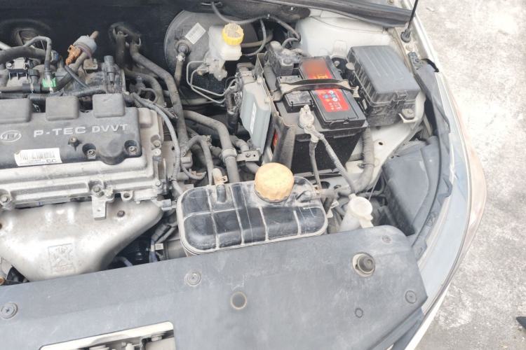 Used Baojun 310W 2017 1.5L Manual Fashion Model China V Engine Bay Left