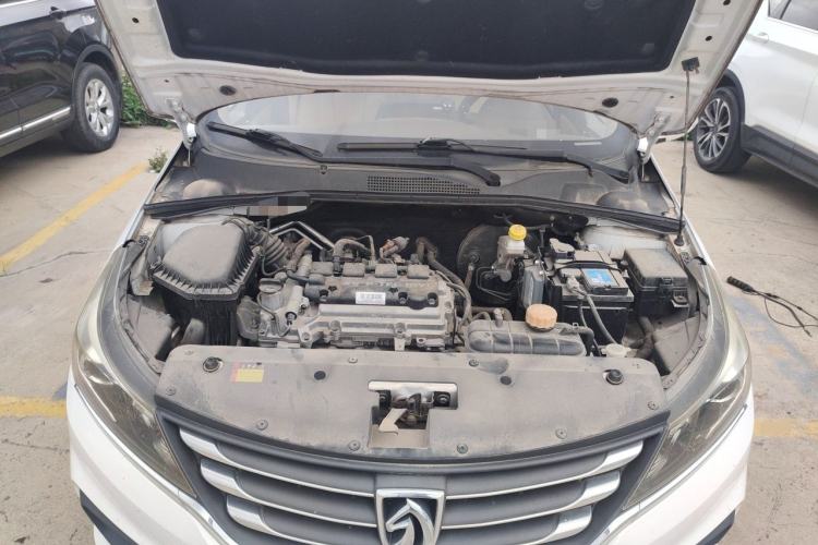 Used Baojun 310W 2017 1.5L Manual Fashion Edition China VI Engine Bay