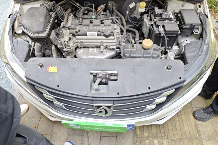 Used Baojun 310W 2017 1.5L Manual Luxury Edition China V Engine Bay