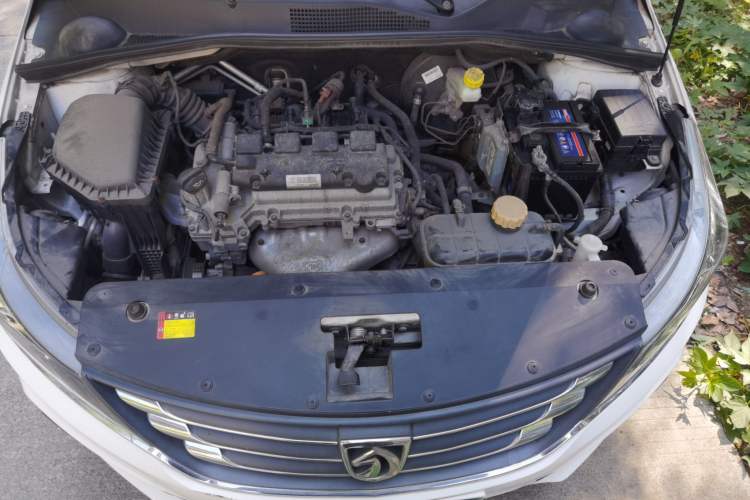Used Baojun 310W 2017 1.5L Manual Comfort Version China V Engine Bay