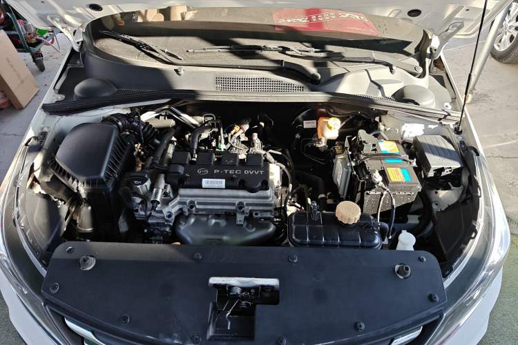 Used Baojun 310W 2017 1.5L Manual Fashion Model China V Engine Bay