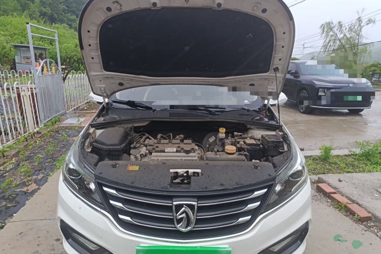 Used Baojun 310W 2017 1.5L Manual Fashion Model China V Engine Bay