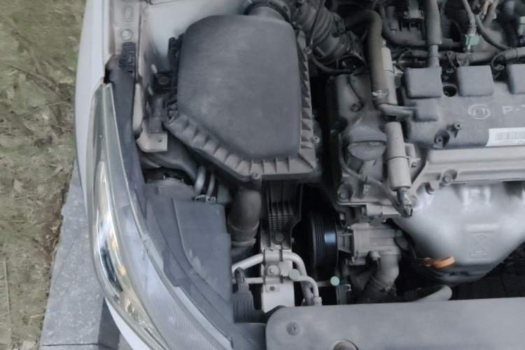 Used Baojun 310W 2017 1.5L Manual Comfort Version China V Engine Bay Right