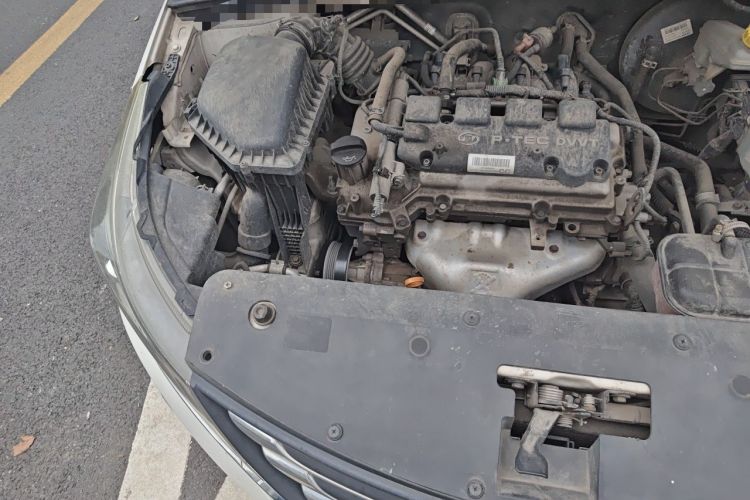 Used Baojun 310W 2017 1.5L Manual Fashion Model China V Engine Bay Right