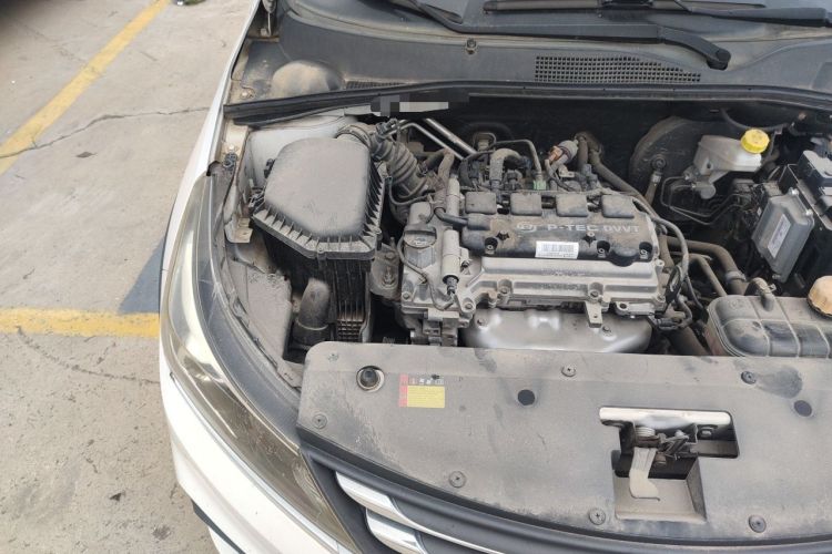 Used Baojun 310W 2017 1.5L Manual Fashion Edition China VI Engine Bay Right