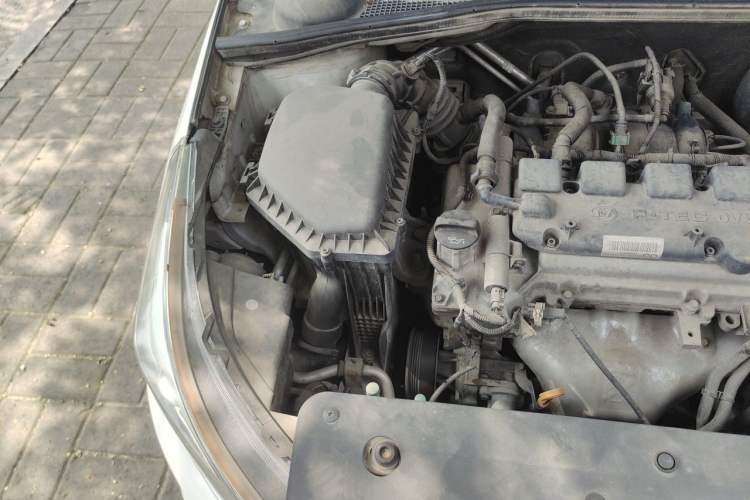 Used Baojun 310W 2017 1.5L Manual Fashion Edition China VI Engine Bay Right