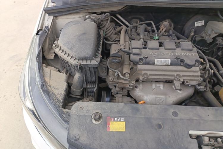 Used Baojun 310W 2017 1.5L Manual Fashion Model China V Engine Bay Right