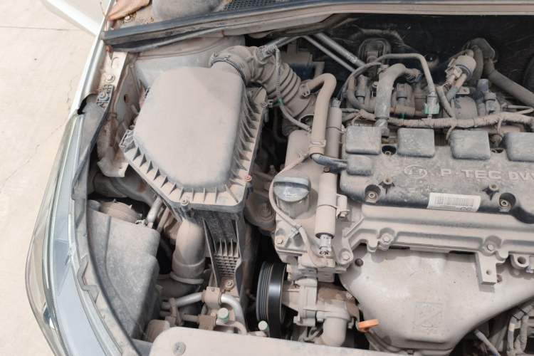 Used Baojun 310W 2017 1.5L Manual Comfort Version China V Engine Bay Right