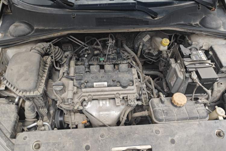 Used Baojun 310W 2017 1.5L Manual Fashion Edition China VI Engine Bay
