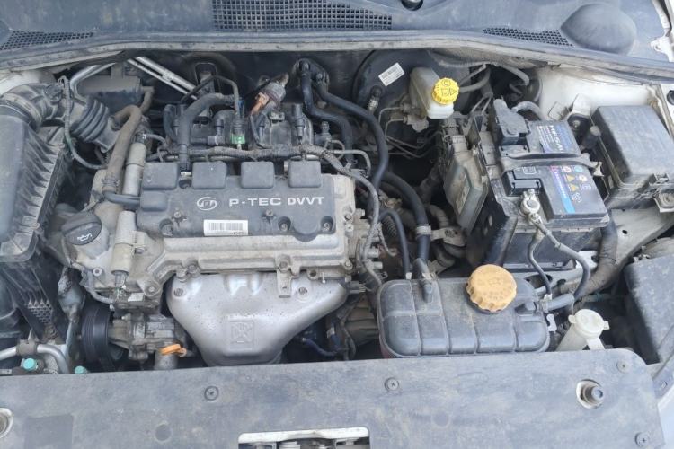 Used Baojun 310W 2017 1.5L Manual Fashion Edition China VI Engine Bay
