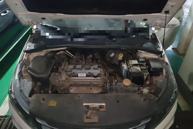 Used Baojun 310W 2017 1.5L Manual Fashion Model China V Engine Bay